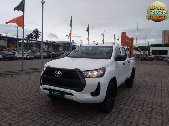 TOYOTA HILUX 2.8 D-4D TURBO DIESEL CHASSI 4X4 MANUAL